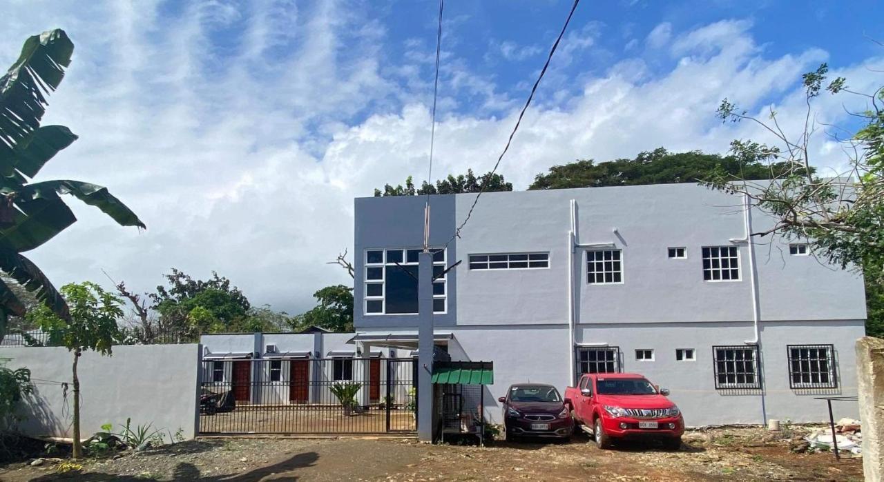 Mongki'S Pensionhouse Puerto Princesa Extérieur photo